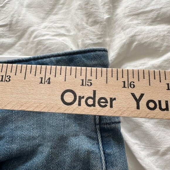 Sonoma Womens Bermuda Denim Shorts Size 12 Jorts Cotton Blend Vacation Beach - Picture 7 of 9